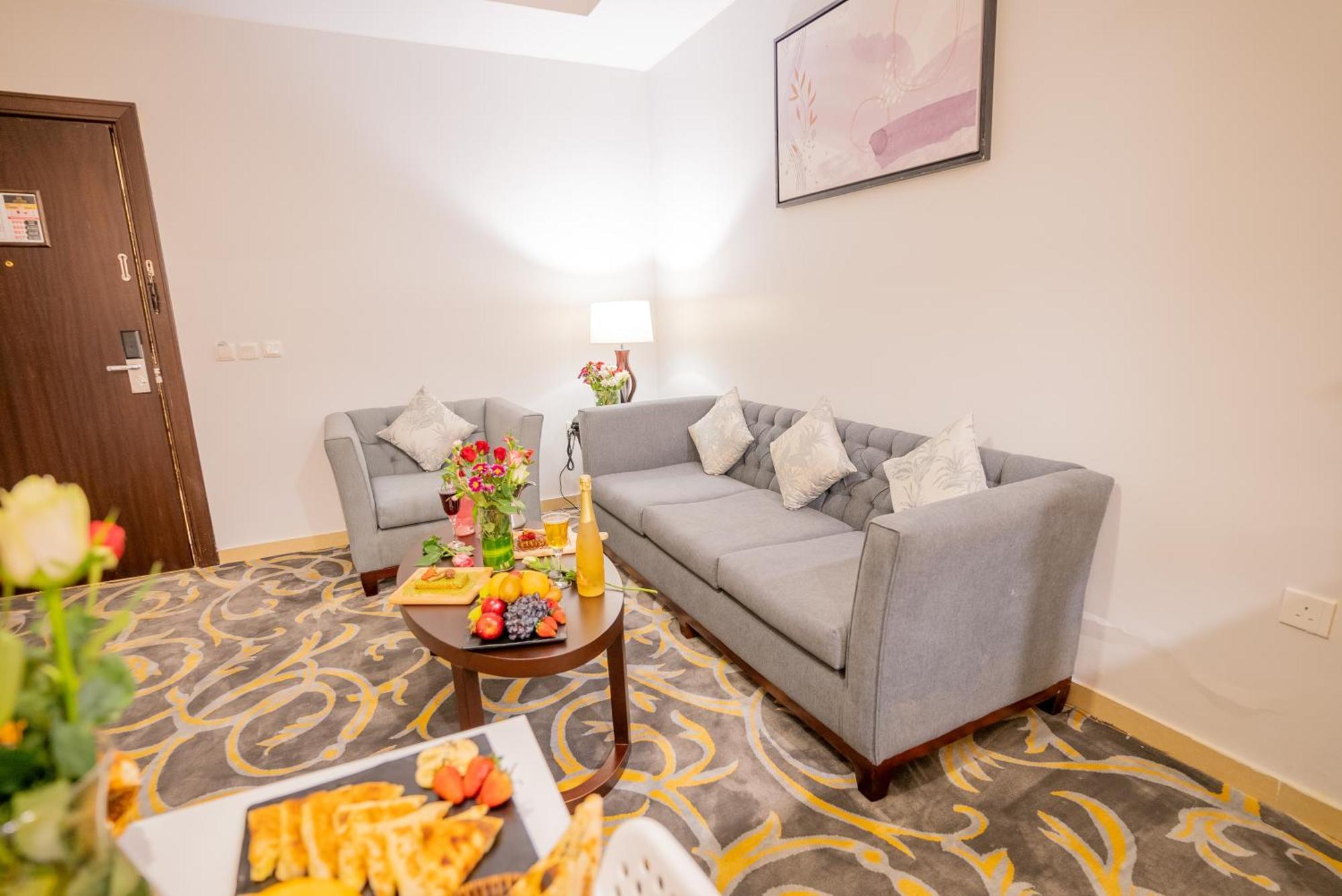 Laten Suites Al Naseem Dschidda Exterior foto