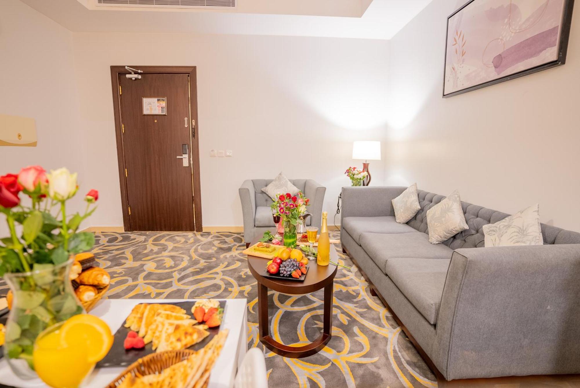 Laten Suites Al Naseem Dschidda Exterior foto